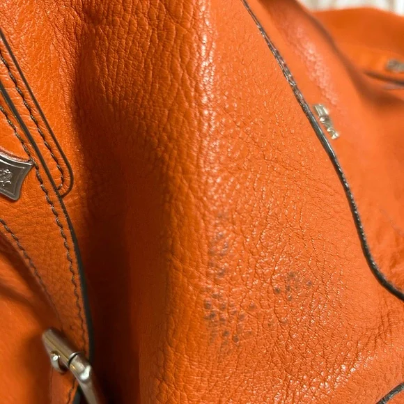 MCM Orange Leather Shoulder Bag - Picture 16 of 17